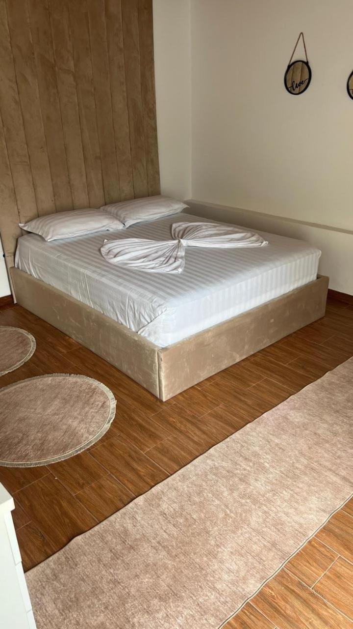 Cozy Little Holiday House Shkodër 外观 照片